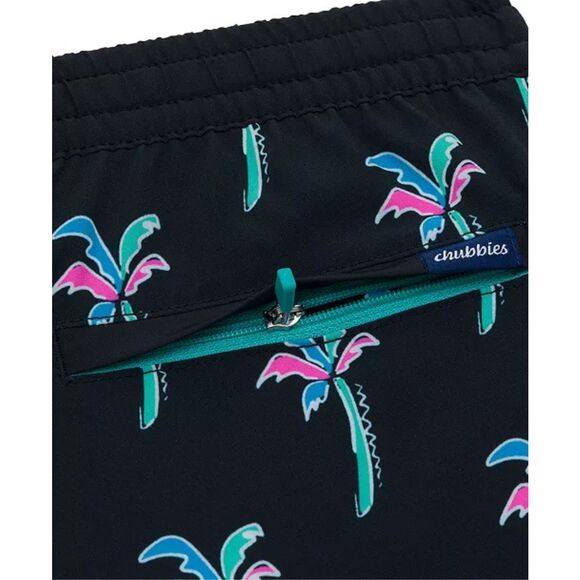 Chubbies NWT Big Boys Youth The Havana Nights Classic Swim Trunks Black Palm XL - Picture 2 of 4